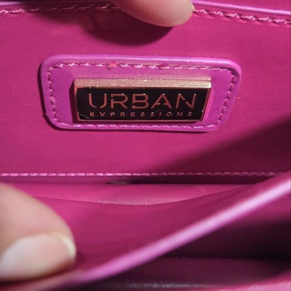 Urban Expressions Magenta Purse Crossbody/handbag Like New - Picture 5 of 16